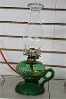 GREEN GLASS P&A OIL LAMP WITH FINGER HOLE 14"