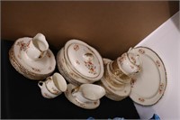 LOT OF WOOD'S IVORY WARE DISHES AND SERVING