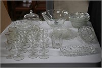 LOT OF GLASS ITEMS