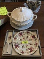 TRAY LOT OF LARGE TUREEN & PLATTERS