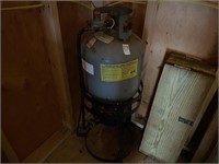 Propane cooker and tank