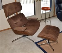 MCM Herman Miller Eames style lounge chair ottoman