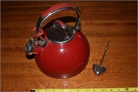 Kitchenaid red tea kettle w/ tea infuser