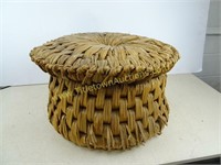 Straw Table / Foot Rest - 14x20