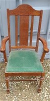 Beautiful tiger oak green cushion chair