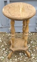Solid oak small round table