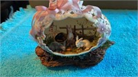 AUTHENTIC EGG SHELL DECORATION WITH BUNNIES