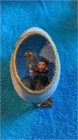 AUTHENTIC EGG SHELL DECORATION WITH HAWAIIAN
