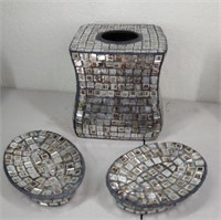 3 Pc Mirrored Mosaic Bath Items