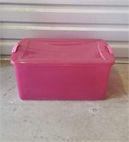 Storage Tote with Lid