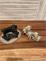 Lot of 2 Puppies Dogs Figurines