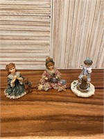 Vintage 3 Little Girls Figurines Set