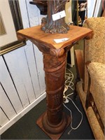 VINTAGE CARVED WOOD PEDESTAL