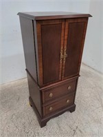 Tradition House Collection jewelry chest