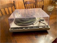 Technics Sl-235 turntable