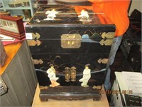 Oriental Table Top Jewelry Box w/Mother of Pearl