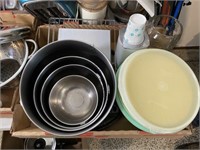 4 SS Mixing Bowls, Tupperware, Large Stein, Pizza