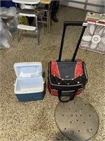 Hot/Cold & Rubbermaid Cooler