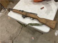 SKS Rifle 7.62 x 39mm w/ 5 Shot Clip