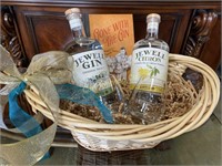 Jewell Distillery Assorted Gift Basket