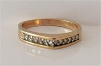 14KT Gold Multi-Diamond Ring Sz. 8.5