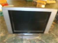 20" gfm TV LCD