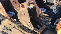 24" Hendrix Excavator Bucket,