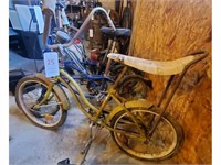 Vintage Westpoint banana seat bicycle