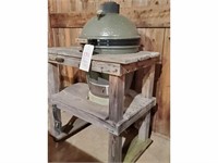 Big Green Egg with portable stand