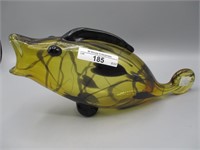 Fetty art glass fish as shown