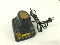 Dewalt 7.2V Battery & Charger