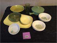 Groovy Avocado/Gold dinnerware