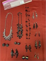 13 pieces black costume jewelry
