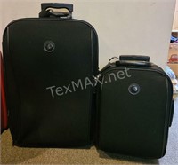 Leisure International Luggage Set