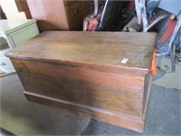 WROUGHT HANDLE BLANKET CHEST 20x43x21