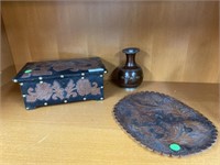 Handmade mat from Honduras & wooden box, Chinese