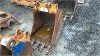 24" Backhoe Bucket With Teeth