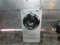 Whirlpool Duet Steam Front Loader Washer 51x28x29