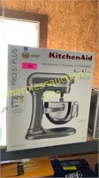 Kitchen Aid Pro 5 Plus mixer