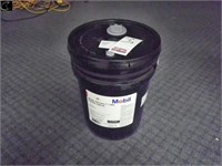 15-40 Engine Oil