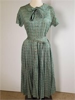 1940s Vera Maxwell silk shirtwaist dress