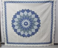Vintage Hand Stitched Quilt "Giant Dahila" Pattern