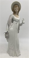 Lladro Dainty Lady 13.75in Porcelain Figurine