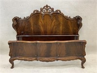 Exceptional Swan Carved Mahogany Full Size Bed