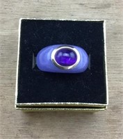Ring of Purple Jade & Cabachon Amethyst & Gold