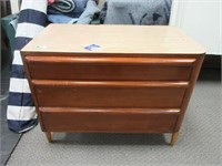 Snyders Small Dresser / Night Stand