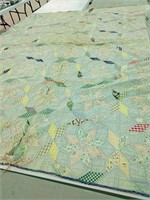 Star pattern handmade quilt