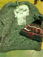 Bulls hat and Hoodie size large