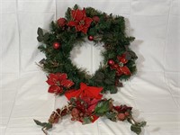 22" Evergreen wreath and swag