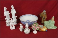 Porcelain lot; Asian figures, Footed bowl(cracked)